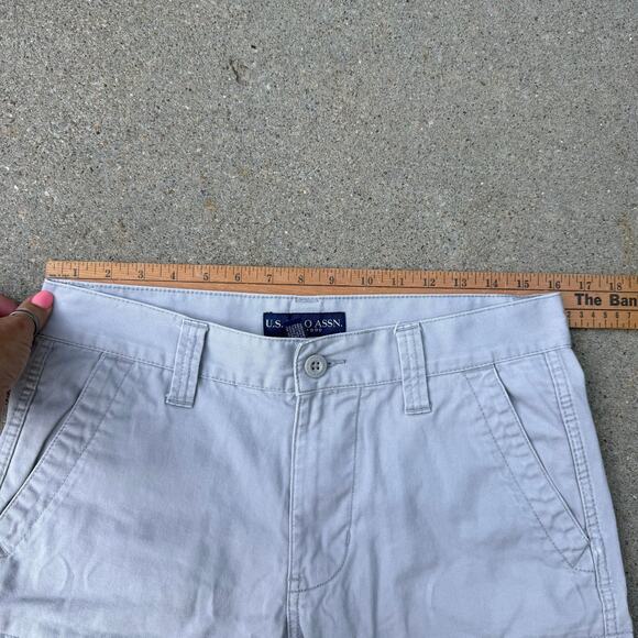 US Polo Assn Beige Cotton Cargo Shorts - Size 30 - Picture 5 of 6